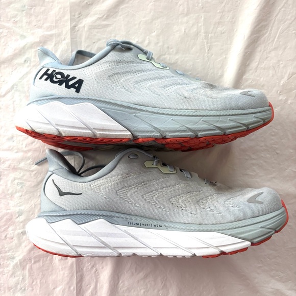 Hoka Light Blue One One Arahi 6 Women's Running Sneakers Shoes SZ 10 D - Picture 3 of 16